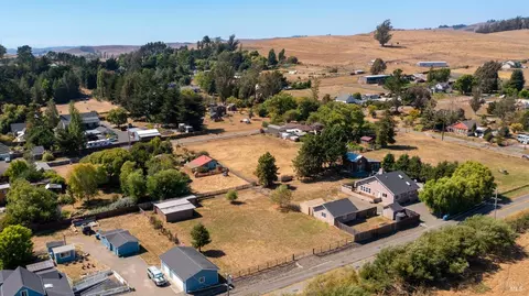 6540 Bloomfield Rd, Petaluma, CA 94952