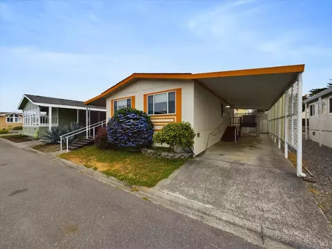 73 Sunshine Way, Eureka, CA 95503 photo 2