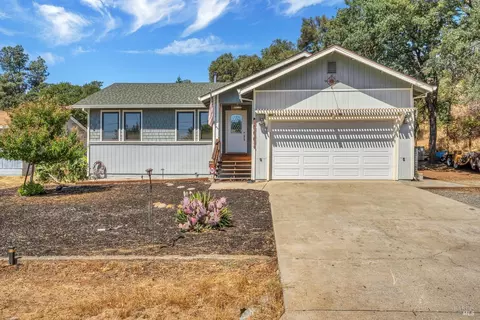 20441 Powder Horn Rd, Hidden Valley Lake, CA 95467