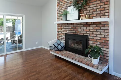 855 Merryfield Dr, Dixon, CA 95620 photo 23