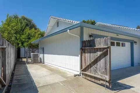 855 Merryfield Dr, Dixon, CA 95620 photo 43
