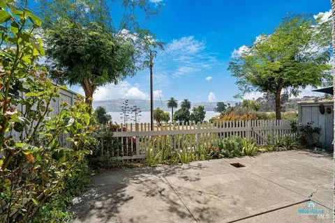 51 Shoal Dr E, Vallejo, CA 94591 photo 20