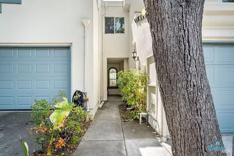 51 Shoal Dr E, Vallejo, CA 94591 photo 2