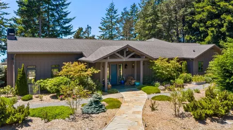 44620 Baywood Dr, Mendocino, CA 95460