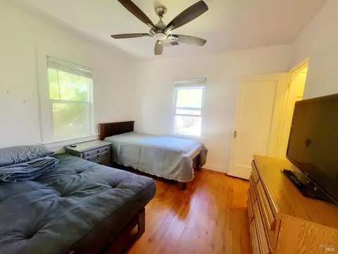 2718 Pine St, Napa, CA 94558 photo 10