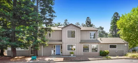 805 Princeton Dr, Sonoma, CA 95476