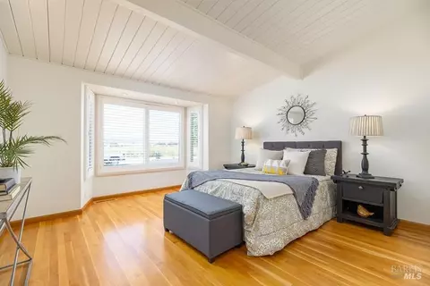 121 Harbor Dr, Corte Madera, CA 94925 photo 17