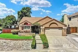 827 Derry Cir, Vacaville, CA 95688