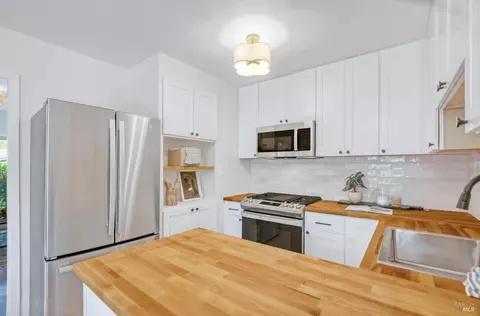 288 Andrieux St, Sonoma, CA 95476