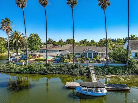 760 Kearney Way, Napa, CA 94559