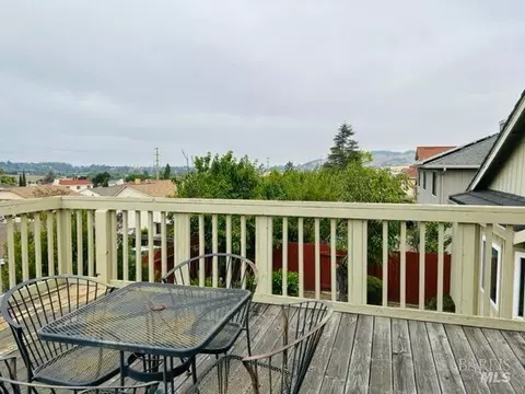313 Doncaster Dr, Vallejo, CA 94591 photo 21