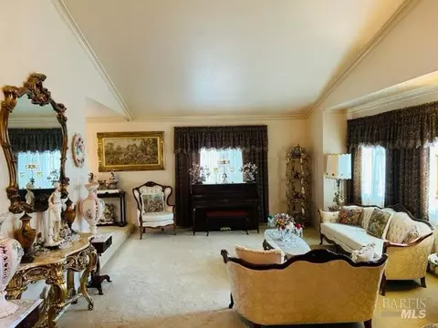 313 Doncaster Dr, Vallejo, CA 94591 photo 5