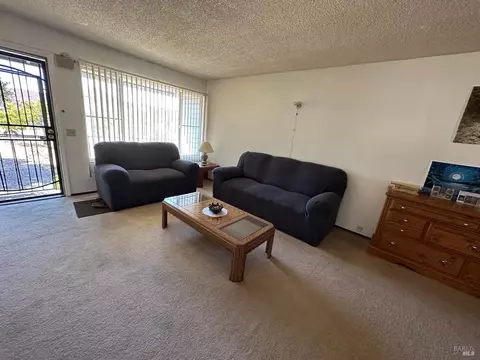 1718 Severus Dr, Vallejo, CA 94589 photo 3