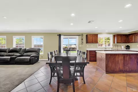 5330 Chenin Blanc Pl, Vallejo, CA 94591 photo 13
