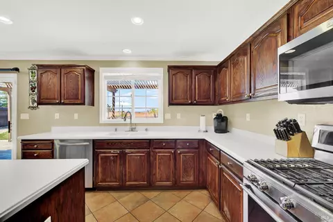 5330 Chenin Blanc Pl, Vallejo, CA 94591 photo 25