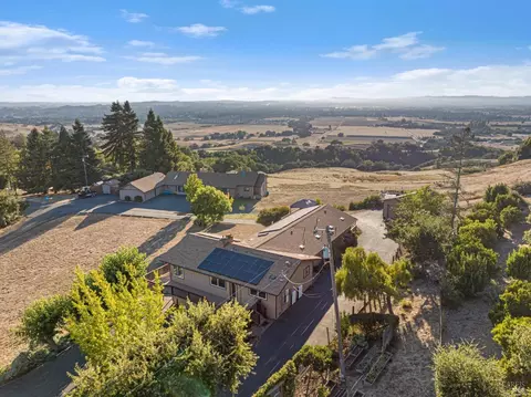 4809 Pressley Rd, Santa Rosa, CA 95404