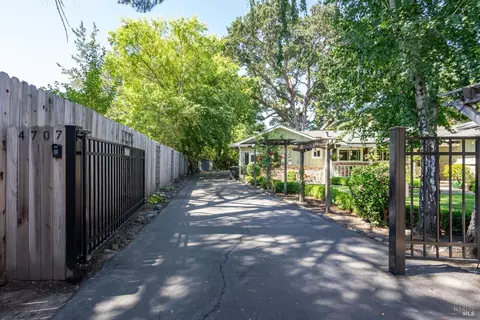 4707 Sunshine Ave, Santa Rosa, CA 95409