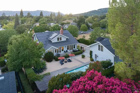 546 5th St E, Sonoma, CA 95476