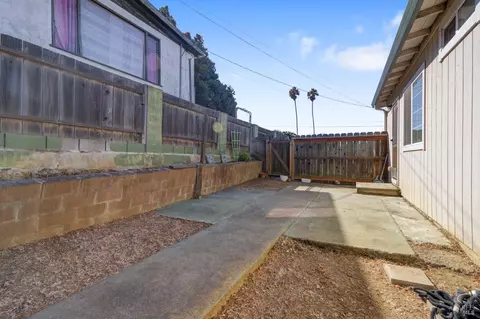 1900 Magazine St, Vallejo, CA 94591 photo 17