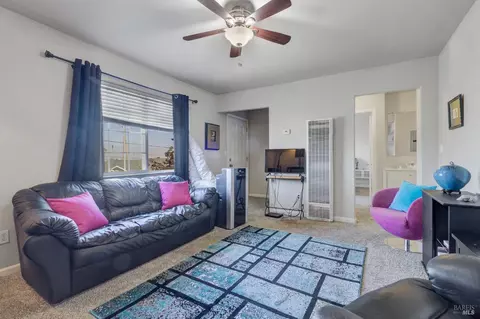 1900 Magazine St, Vallejo, CA 94591 photo 2