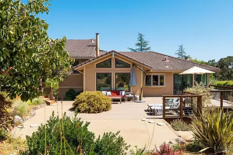 39 Partridge Dr, Novato, CA 94945