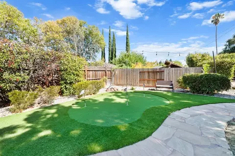 490 Oak View Dr, Vacaville, CA 95688 photo 37
