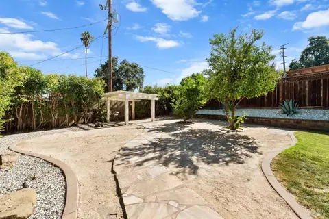 490 Oak View Dr, Vacaville, CA 95688 photo 38
