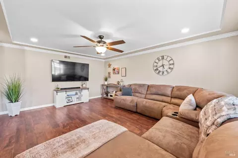 490 Oak View Dr, Vacaville, CA 95688 photo 10