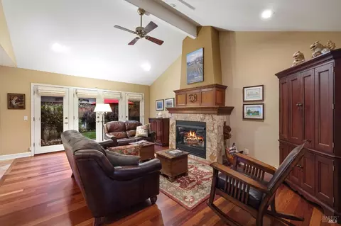 1025 Fifth St E, Sonoma, CA 95476 photo 4