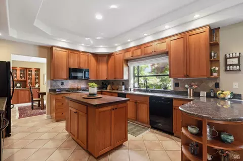 1025 Fifth St E, Sonoma, CA 95476 photo 28