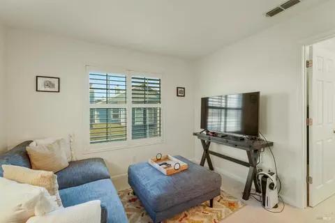 232 E St, Benicia, CA 94510 photo 17