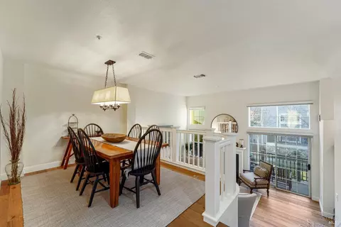 232 E St, Benicia, CA 94510 photo 3