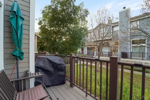 232 E St, Benicia, CA 94510 photo 24
