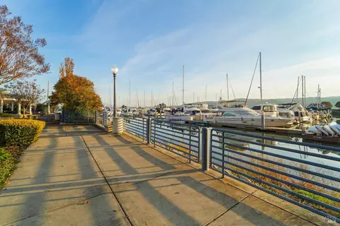 232 E St, Benicia, CA 94510 photo 26