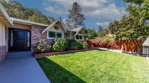 4 Tilden Dr, Novato, CA 94947