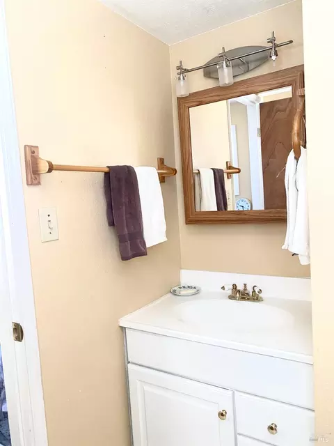 660 Leslie St #2, Ukiah, CA 95482 photo 12