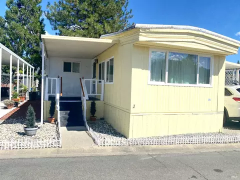 660 Leslie St #2, Ukiah, CA 95482