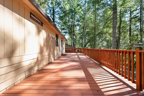 24748 Sherwood Rd, Willits, CA 95490 photo 4