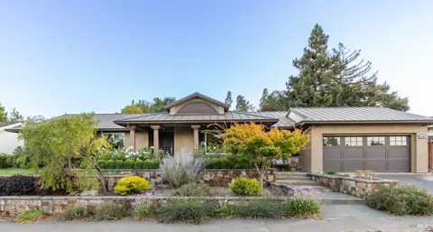 3407 Crestview Way, Napa, CA 94558