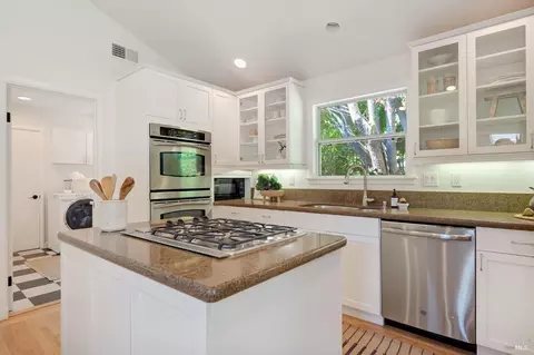 8 Edna Ct, Kentfield, CA 94904 photo 13