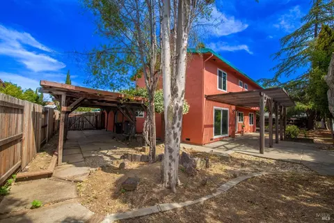 3207 Pelham Ct, Fairfield, CA 94534 photo 3