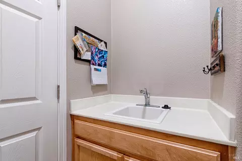 415 Bordeaux Way, Windsor, CA 95492 photo 14
