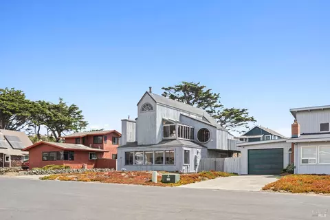11 Tahiti Way, Dillon Beach, CA 94929