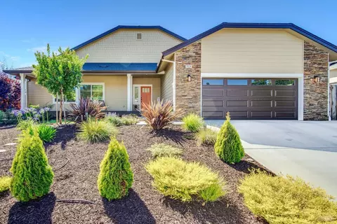 3524 Flintwood Dr, Santa Rosa, CA 95404