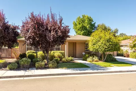 6327 Pine Valley Dr, Santa Rosa, CA 95409