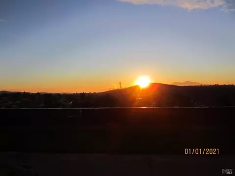 662 Windsor Dr, Benicia, CA 94510 photo 5