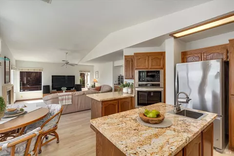 662 Windsor Dr, Benicia, CA 94510 photo 22