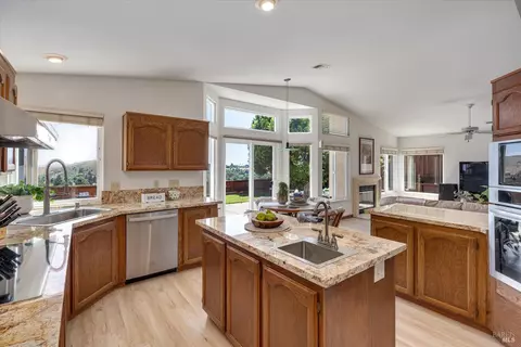 662 Windsor Dr, Benicia, CA 94510 photo 19