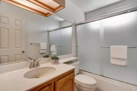 662 Windsor Dr, Benicia, CA 94510 photo 37
