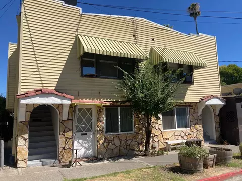 912 Washington St, Calistoga, CA 94515